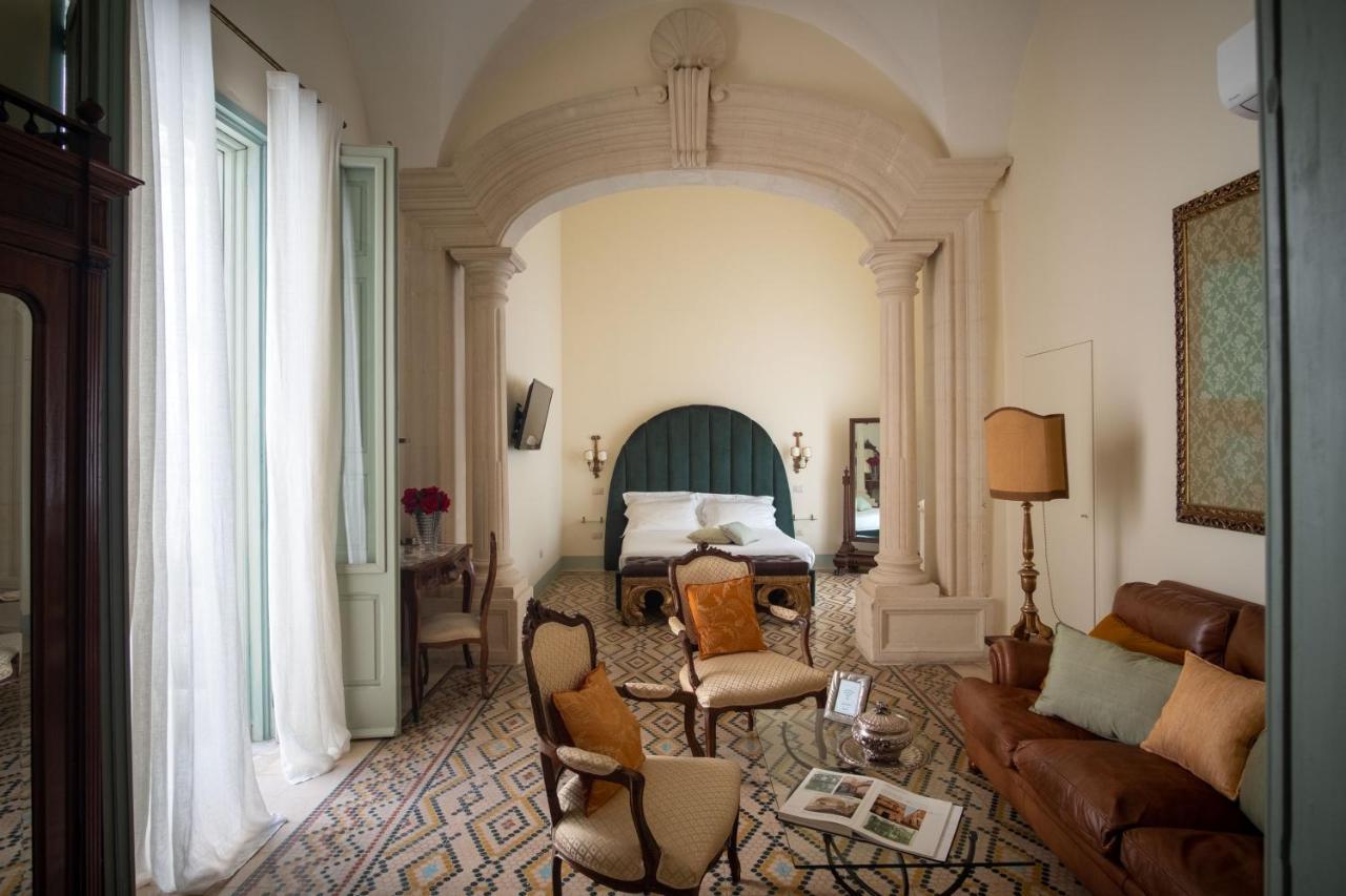 Palazzo Guido Bed and Breakfast Lecce Buitenkant foto
