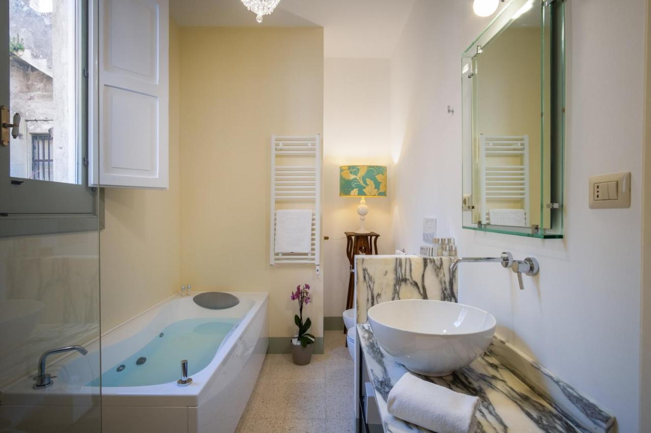 Palazzo Guido Bed and Breakfast Lecce Buitenkant foto