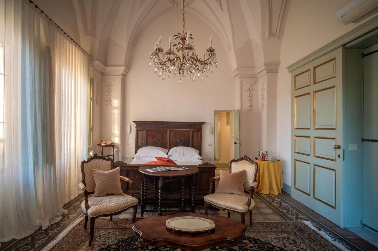 Palazzo Guido Bed and Breakfast Lecce Buitenkant foto