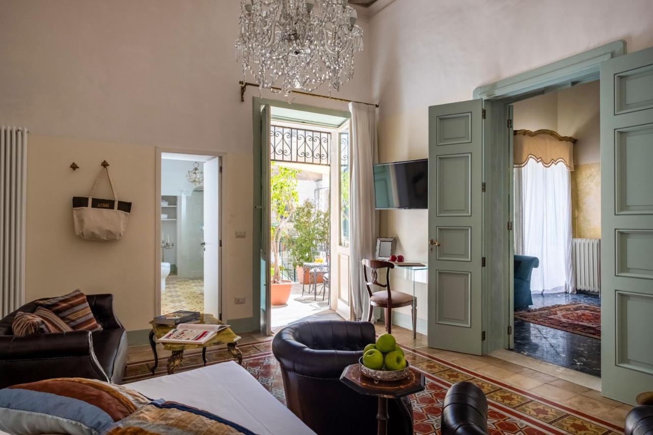 Palazzo Guido Bed and Breakfast Lecce Buitenkant foto