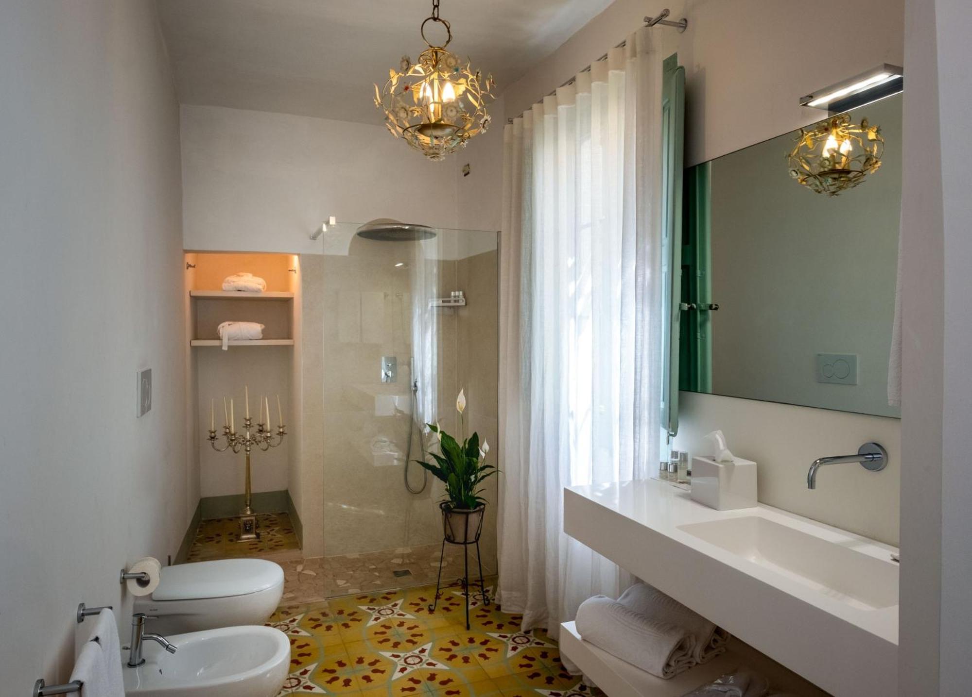 Palazzo Guido Bed and Breakfast Lecce Buitenkant foto