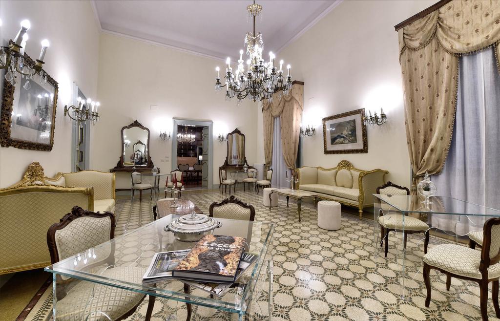 Palazzo Guido Bed and Breakfast Lecce Buitenkant foto